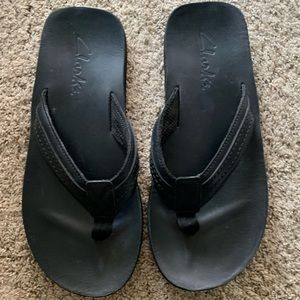 Men’s Clark’s Black Leather Flip Flops